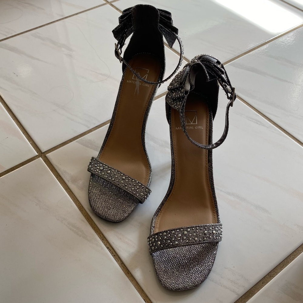 Material Girl Silver Bow Heels